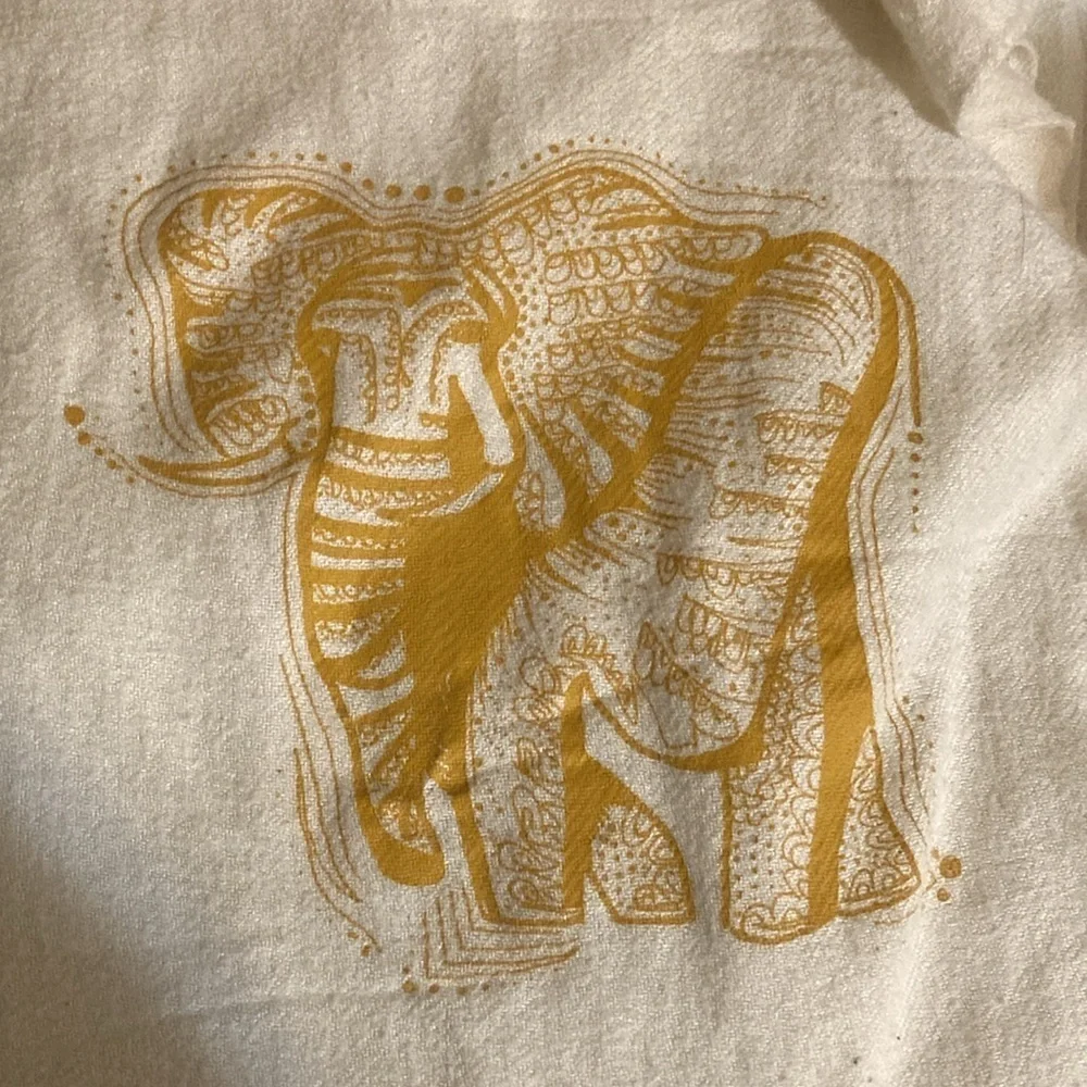 🌈 Fringed cotton scarf with elephant silk screen silk cotton blend